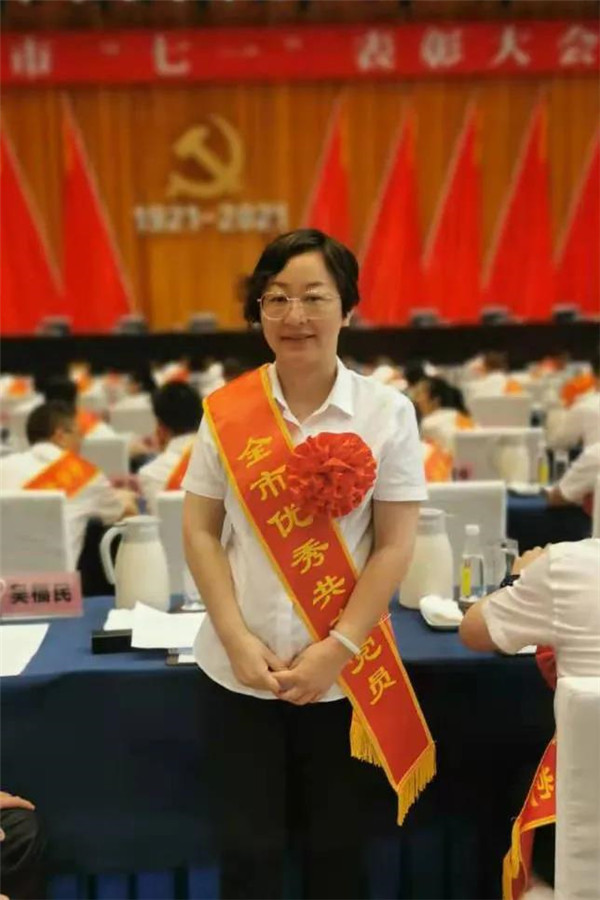 全市優(yōu)秀黨務(wù)工作者涂春珍：巾幗何須讓須眉，敢同日月?tīng)?zhēng)光輝