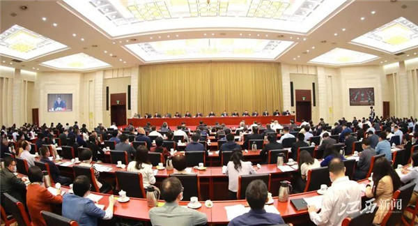 省委召開(kāi)貫徹落實(shí)中央人大工作會(huì)議精神推進(jìn)會(huì)，易煉紅提出這些要求